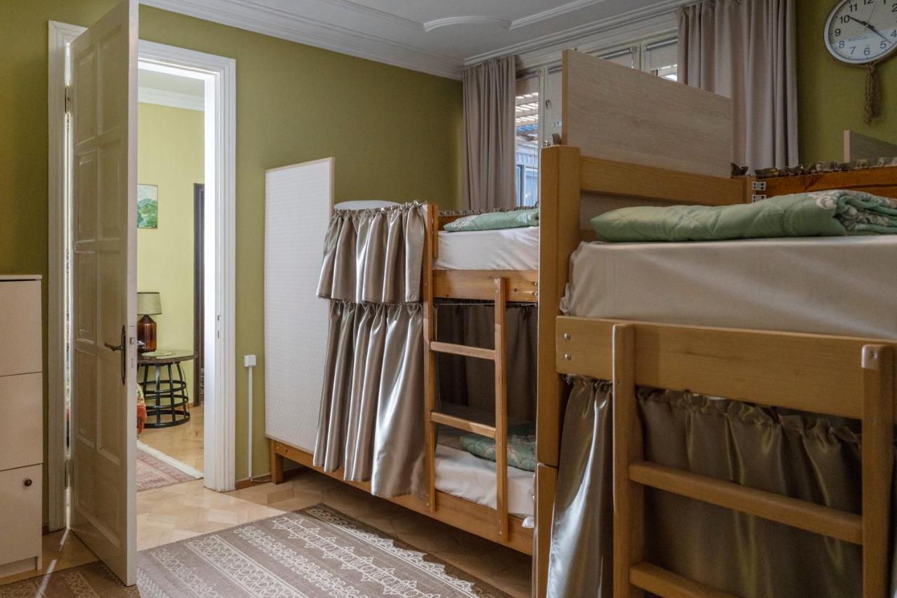 Elia Boutique Hostel & Apart-Hotel ティビリシ エクステリア 写真
